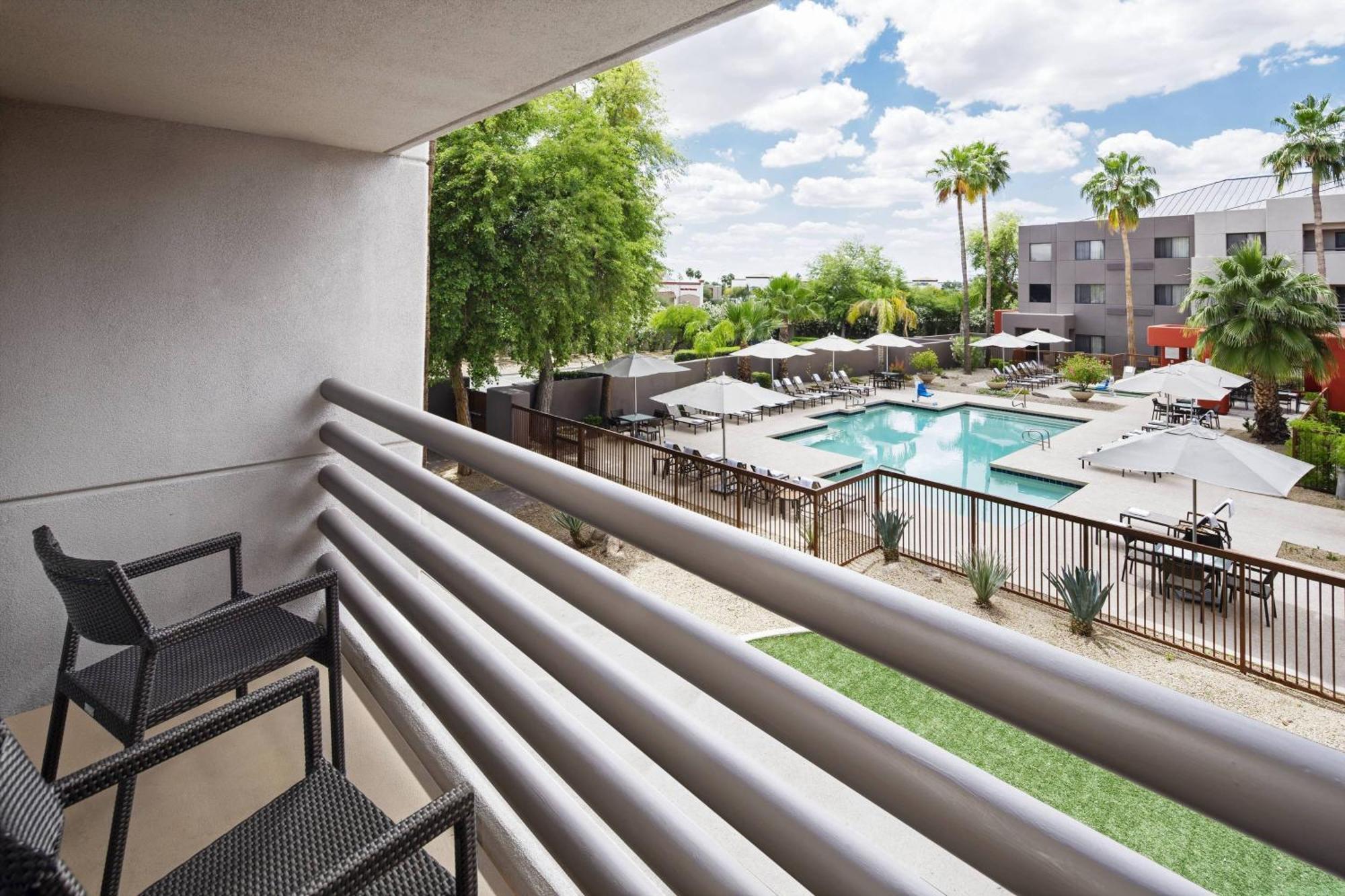 Готель Courtyard Scottsdale North Екстер'єр фото