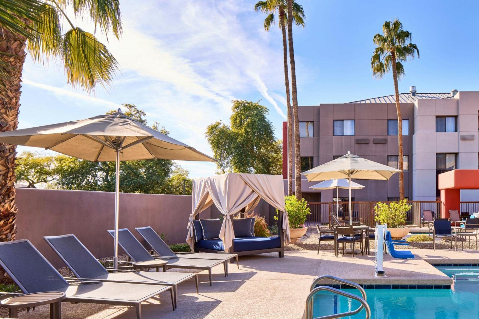Готель Courtyard Scottsdale North Екстер'єр фото